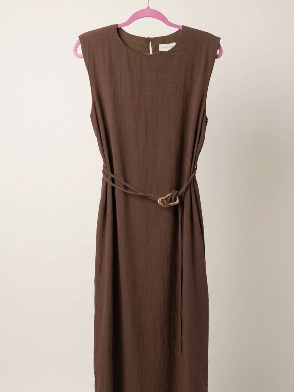 ENTRO Minimalist Brown Sleeveless Belted Midi Dress